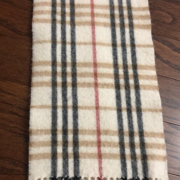 Burberry Cashmere Plaid Scarf - Picture 3 of 5